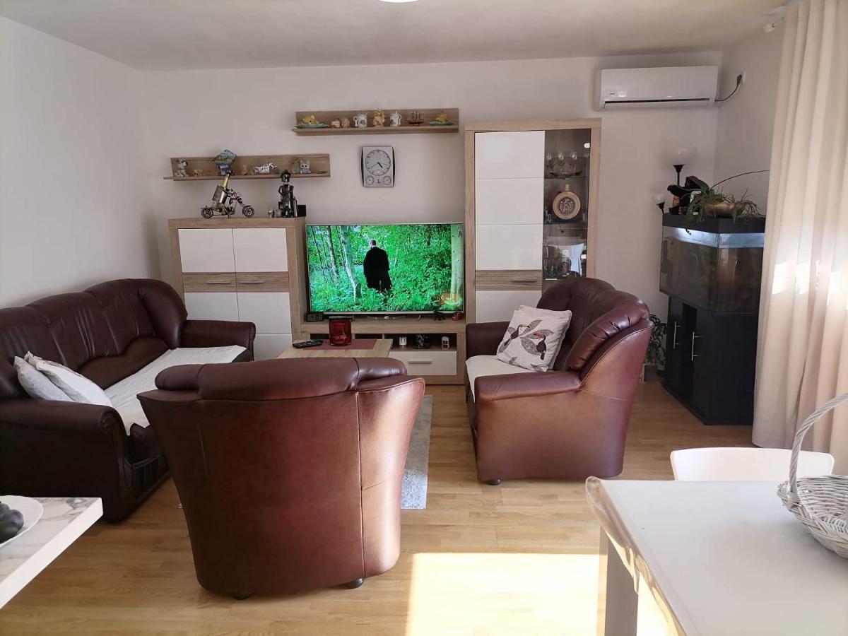Airport Apartment Surčin Exteriér fotografie