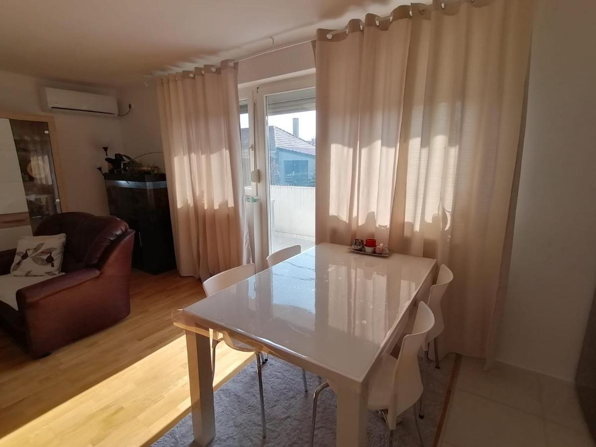 Airport Apartment Surčin Exteriér fotografie