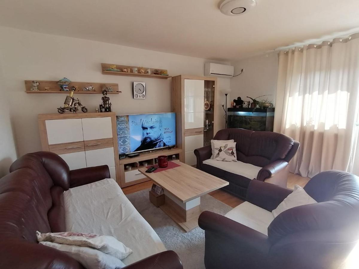 Airport Apartment Surčin Exteriér fotografie